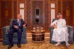 Pakistan Prime Minister Shehbaz Sharif and Saudi Crown Prince Mohammed bin Salman
