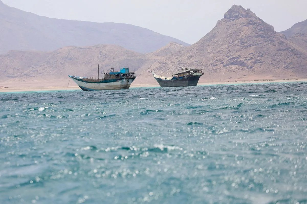 Strait of Hormuz US-IRAN WAR UPDATE