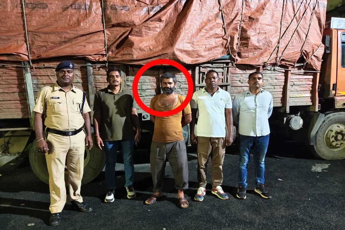 Railway scrap full truck seized