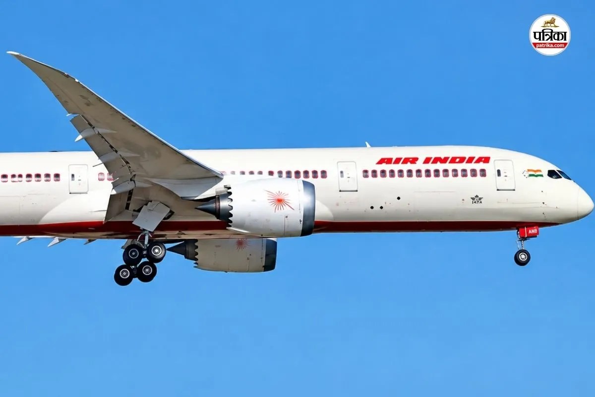 air india bhopal delhi flight ai1886 diverted to jaipur emergency landing