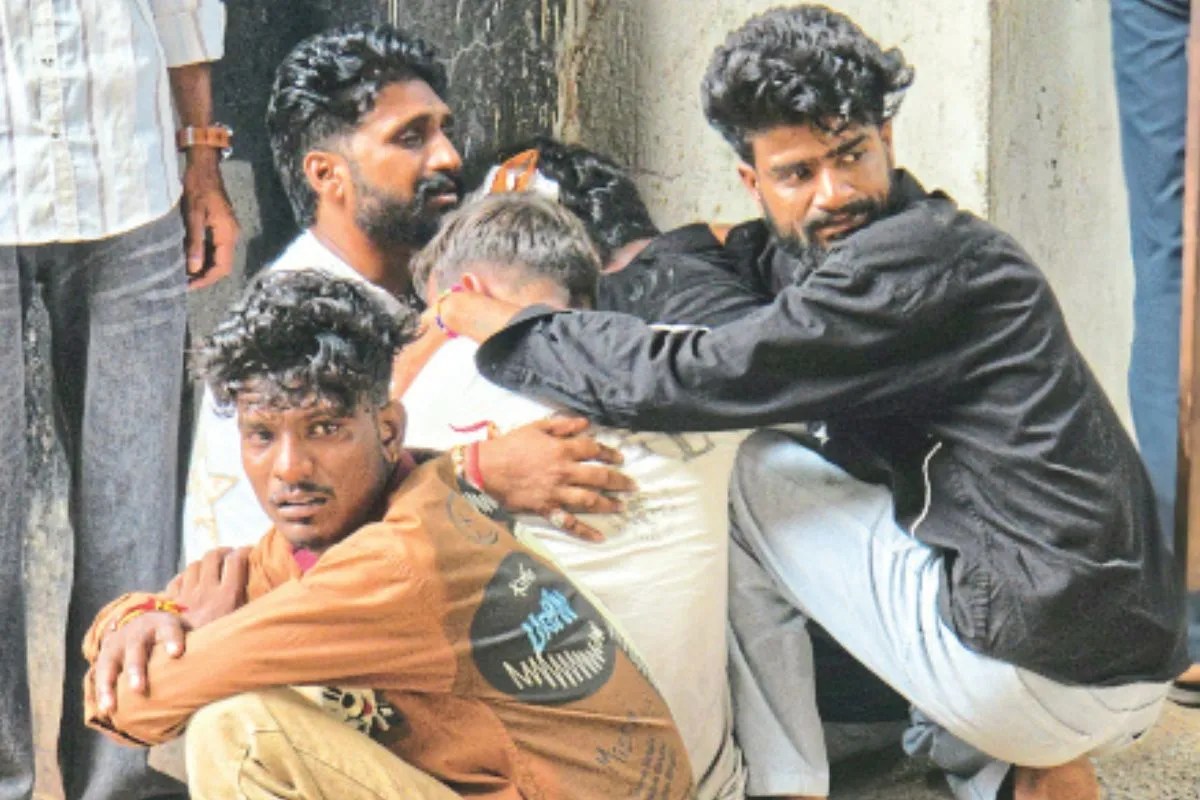 remove banner in ajmer he died of electrocution