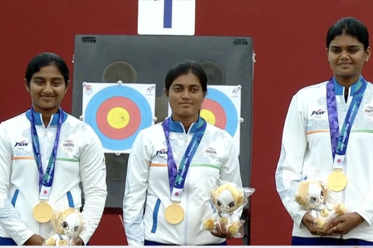 archery women's compound team