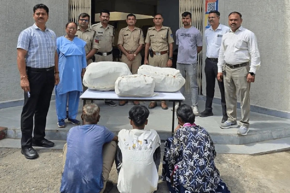 marijuana smuggling father-daughter arrested