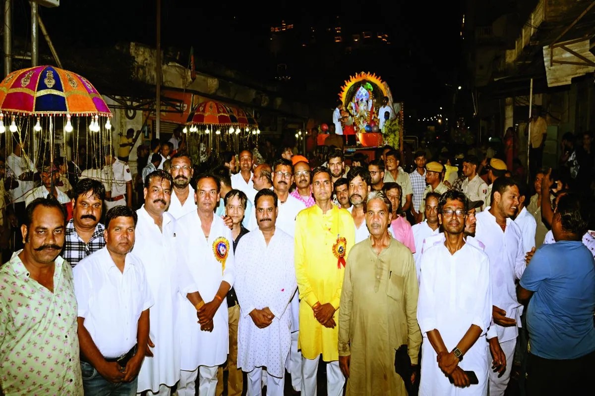lord ganesha enthroned on ganesh chaturthi