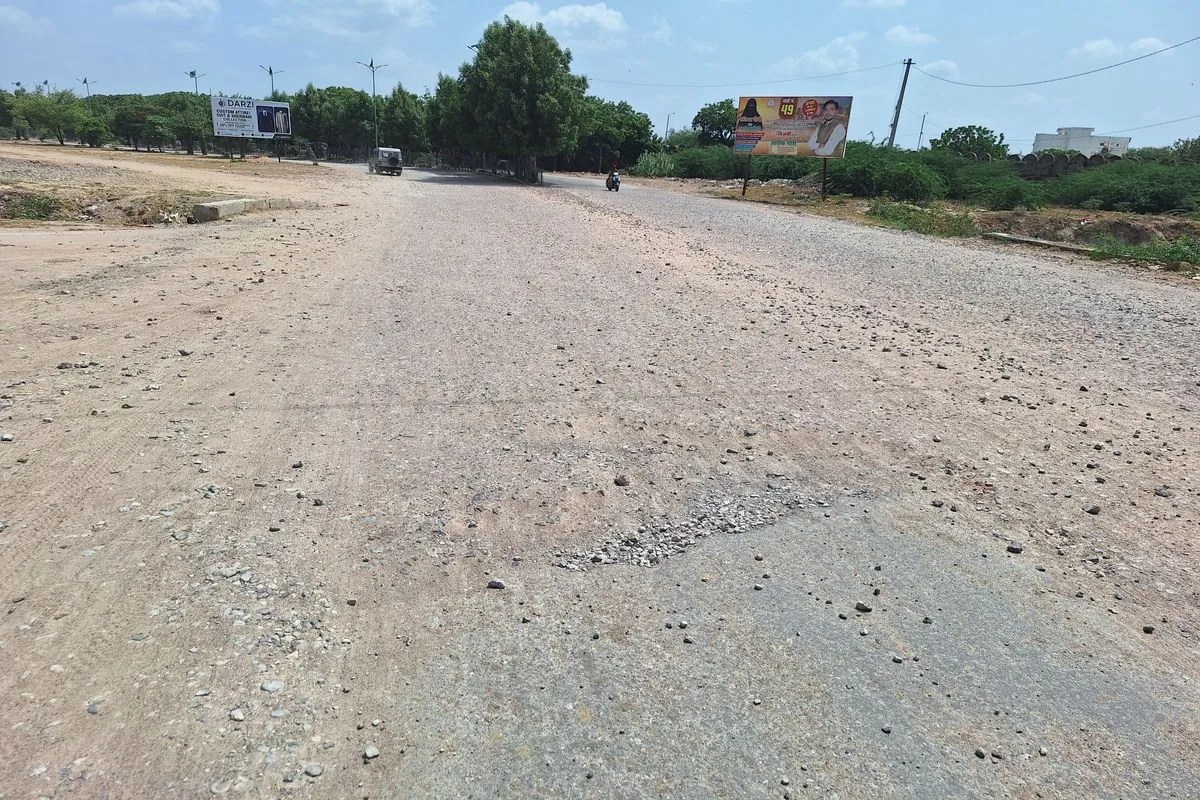 Nagaur: Condition of the main road leading from Dargah Road to Delhi Darwaza