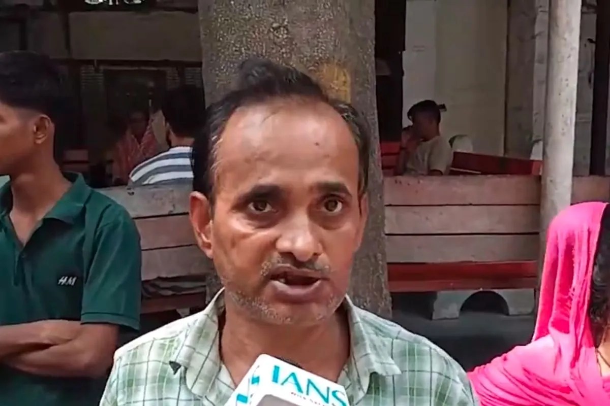 Delhi Crime : दिल्ली में 12वीं के छात्र की चाकू से गोदकर हत्या, गाली देने को लेकर हुआ विवाद; दोस्त ने बताई पूरी घटना