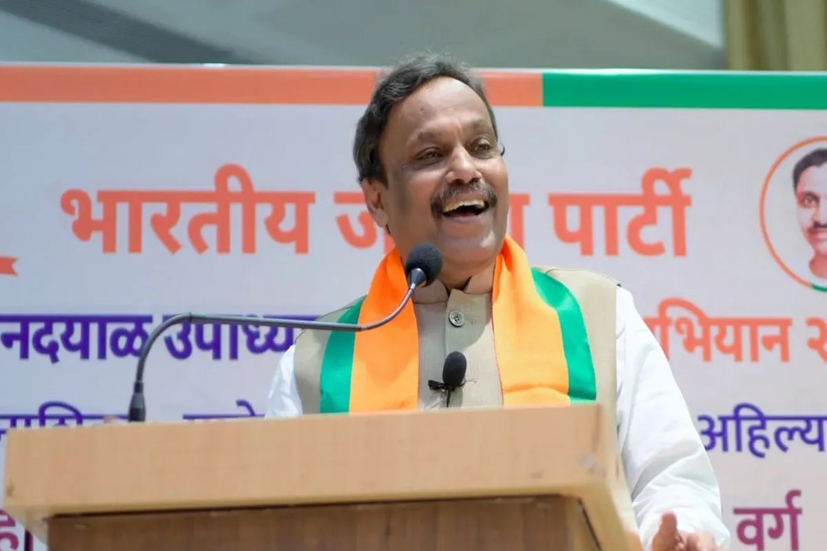 राष्ट्रीय महामंत्री संगठन बीएल संतोष के प्रस्तावित यूपी दौरे को लेकर संगठन में तेज हुई बैठकों और समीक्षाओं की तैयारी। (फोटो सोर्स : BJP Whatsapp Group)