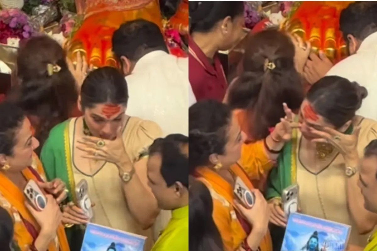 Esha Koppikar Lalbaugcha Raja