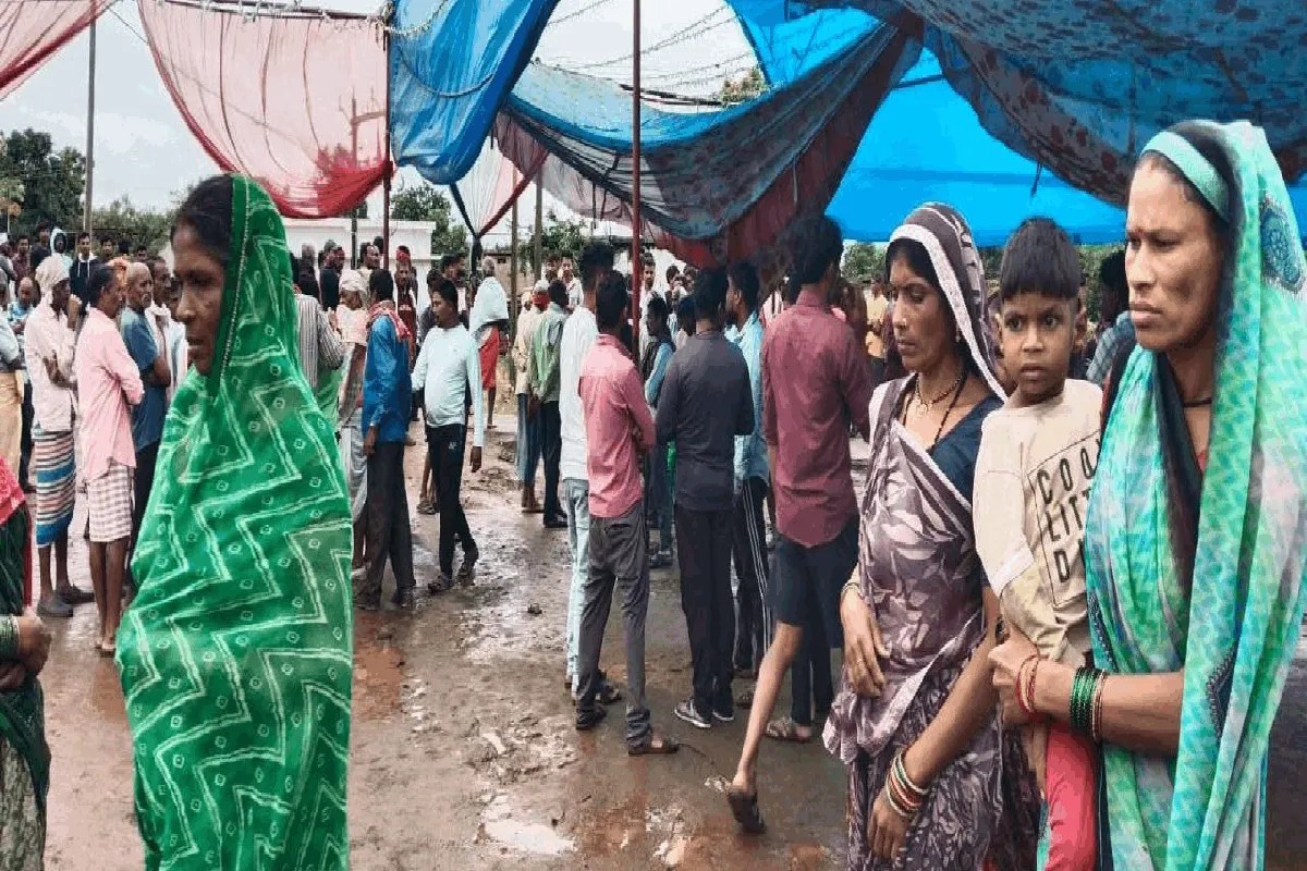 मंडला में गणेश पंडाल में करंट फैल गया