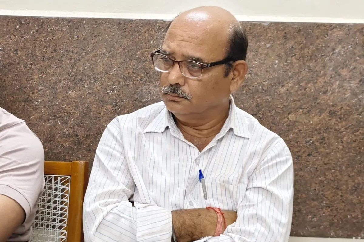 नरसिंहपुर में पकड़ाई रिश्वतखोर जोड़ी, लोकायुक्त ने सहकारिता अधिकारी व प्रभारी प्रबंधक को पकड़ा