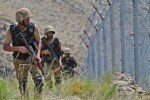 Pakistan soldiers on Pak-Afghan border