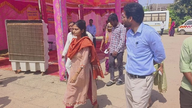 District Collector Artika Shukla inspected the Naugaon polling station