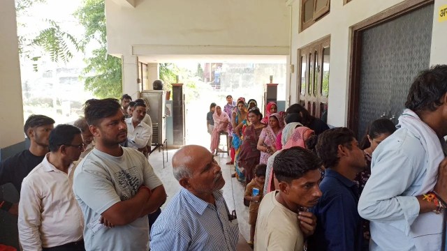 polling station in Ward 43