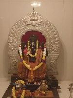 आस्था का केंद्र: राणेबेन्नूर के काले पत्थर से बनी चार फीट से अधिक ऊंची बालमुरी गणपति प्रतिमा।