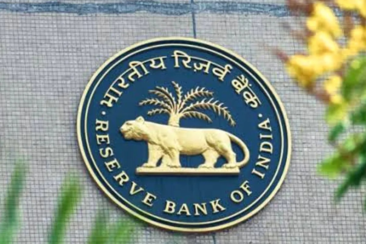 Banks Open On Sunday