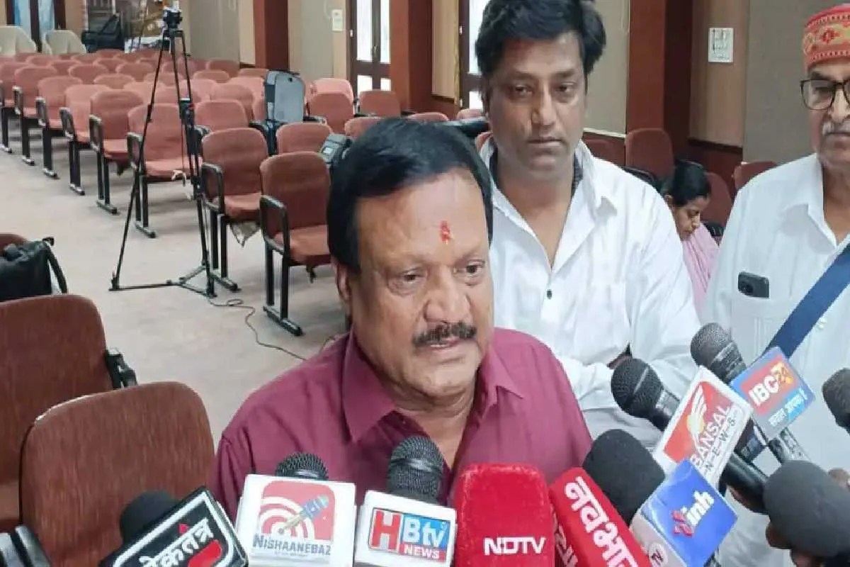 ‘कई सिंघम आए और चले गए, ये इंदौर है प्यारे…’, DCP नरेन्द्र रावत पर सज्जन वर्मा का तीखा हमला