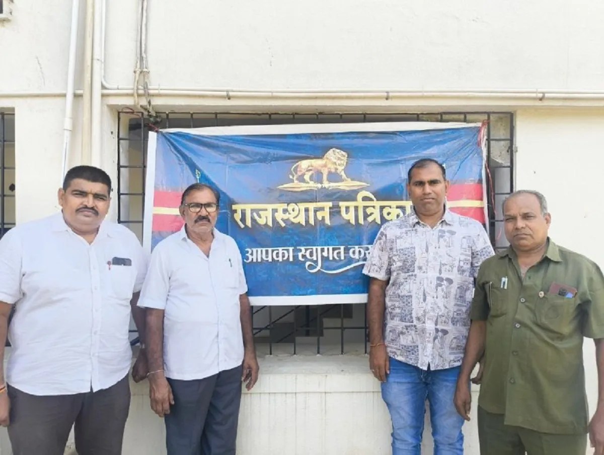 राजस्थान पत्रिका परिचर्चा में आईमाता की शिक्षाओं, संस्कारों और बदलते दौर में परंपराओं की प्रासंगिकता पर विचार रखते सीरवी समाज के लोग।