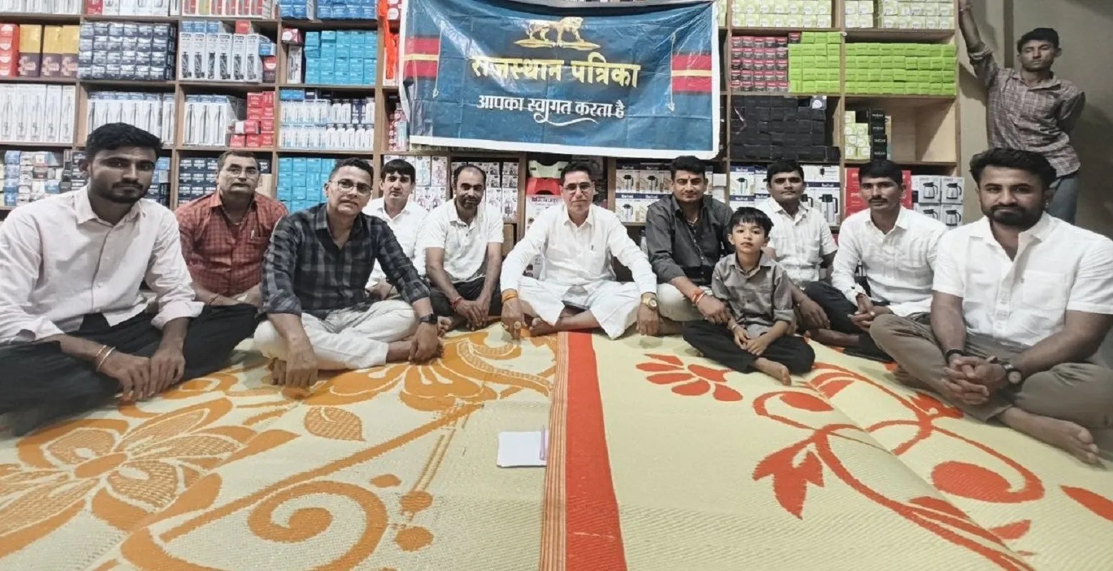 खेजड़ली शहादत दिवस के अवसर पर राजस्थान पत्रिका परिचर्चा में पर्यावरण संरक्षण और 363 बलिदानियों की विरासत पर विचार रखते विश्नोई समाज के लोग।