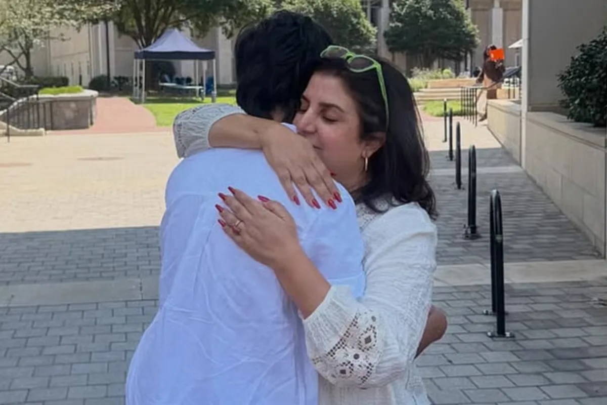 Farah Khan Emotional