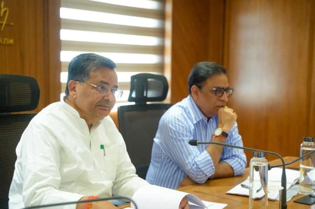 clay diyas, Ayodhya Deepotsav 2026, rural women empowerment