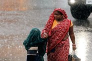 चक्रवाती तूफान अर्नब और पश्चिमी विक्षोभ से भारी बारिश ने जनजीवन अस्त-व्यस्त कर दिया (फोटो सोर्स : Ritesh Singh )