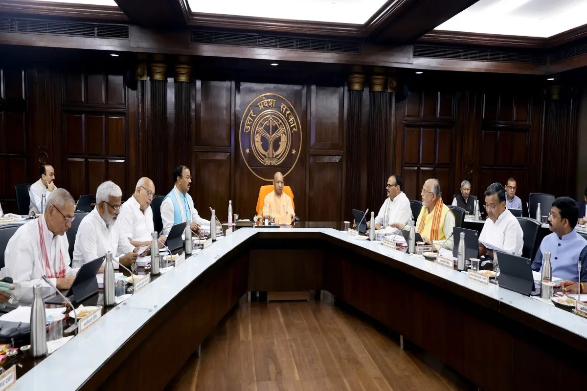 UP Cabinet Meeting (फोटो सोर्स : Ritesh Singh )