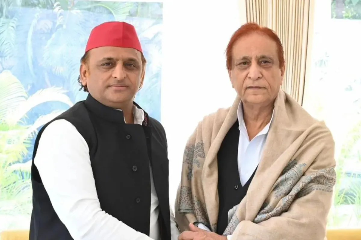 Akhilesh Yadav Azam Khan