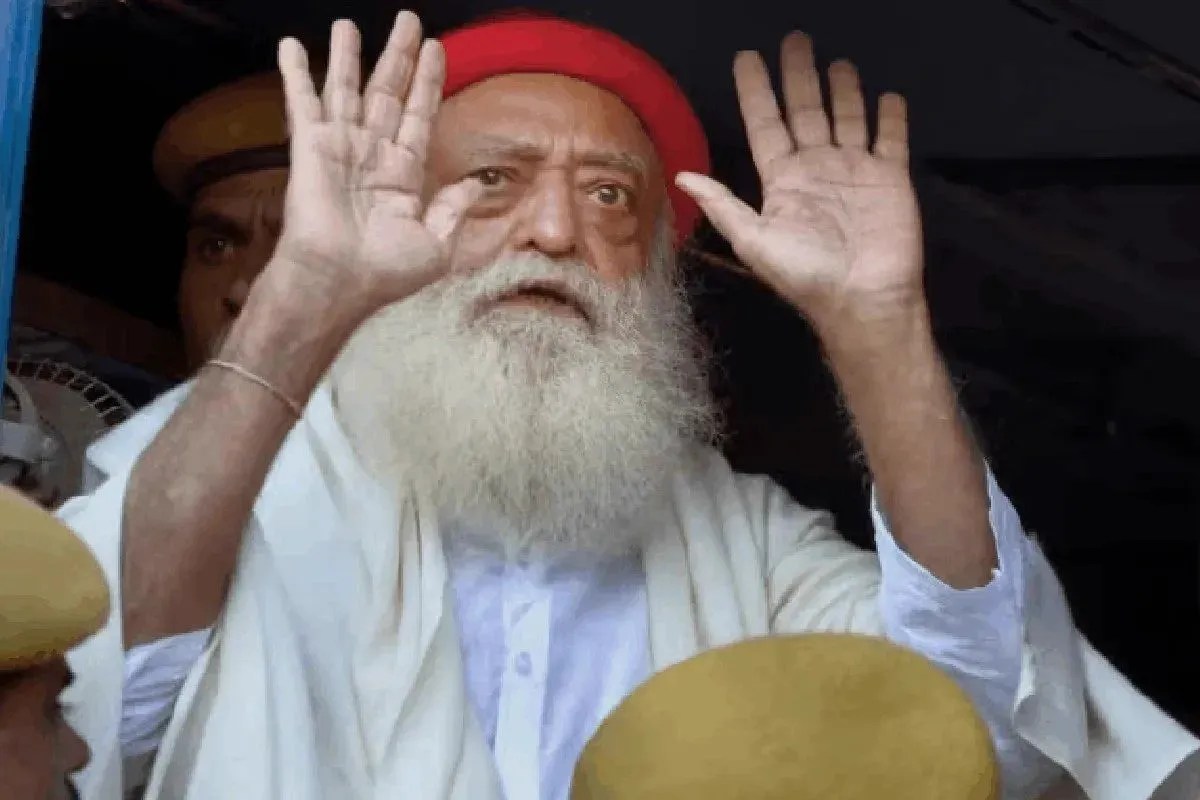 उज्जैन में पंचकर्म कराने पहुंचा आसाराम, एक हफ्ते तक चलेगा इलाज