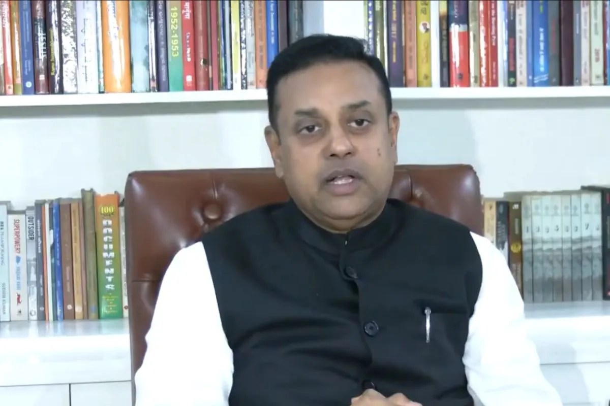 राहुल गांधी के आरोपों पर संबित पात्रा का पलटवार, बोले- तेलंगाना और बिहार के लोगों को कहां रोका, सबूत दिखाएं