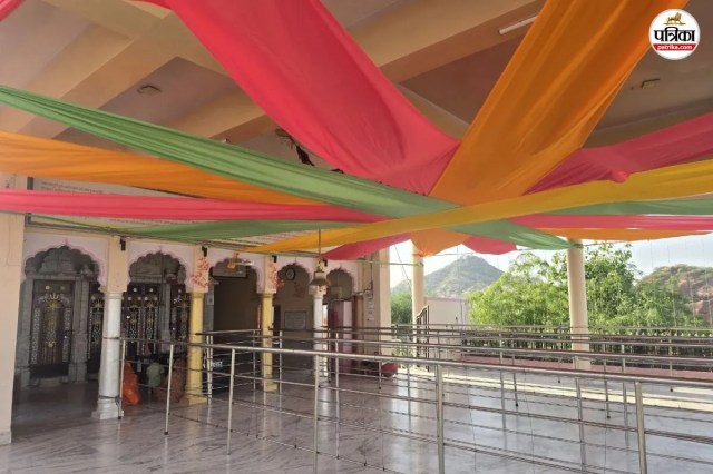 Barmer Garh Mandir 1383 Feet