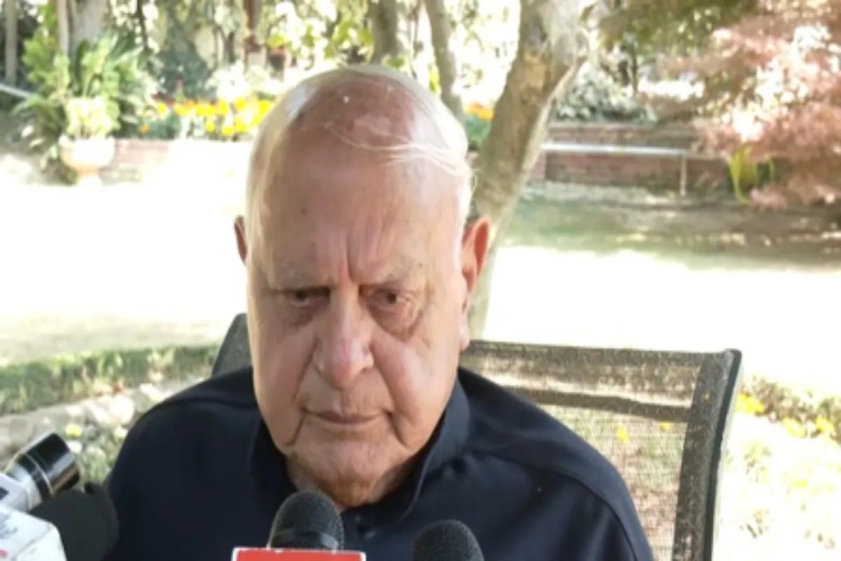 ‘सारी जिंदगी उन्होंने गरीबों की मदद की’, नाना पाटेकर को याद कर भावुक हुए जम्मू-कश्मीर के पूर्व मुख्यमंत्री फारूक अब्दुल्ला