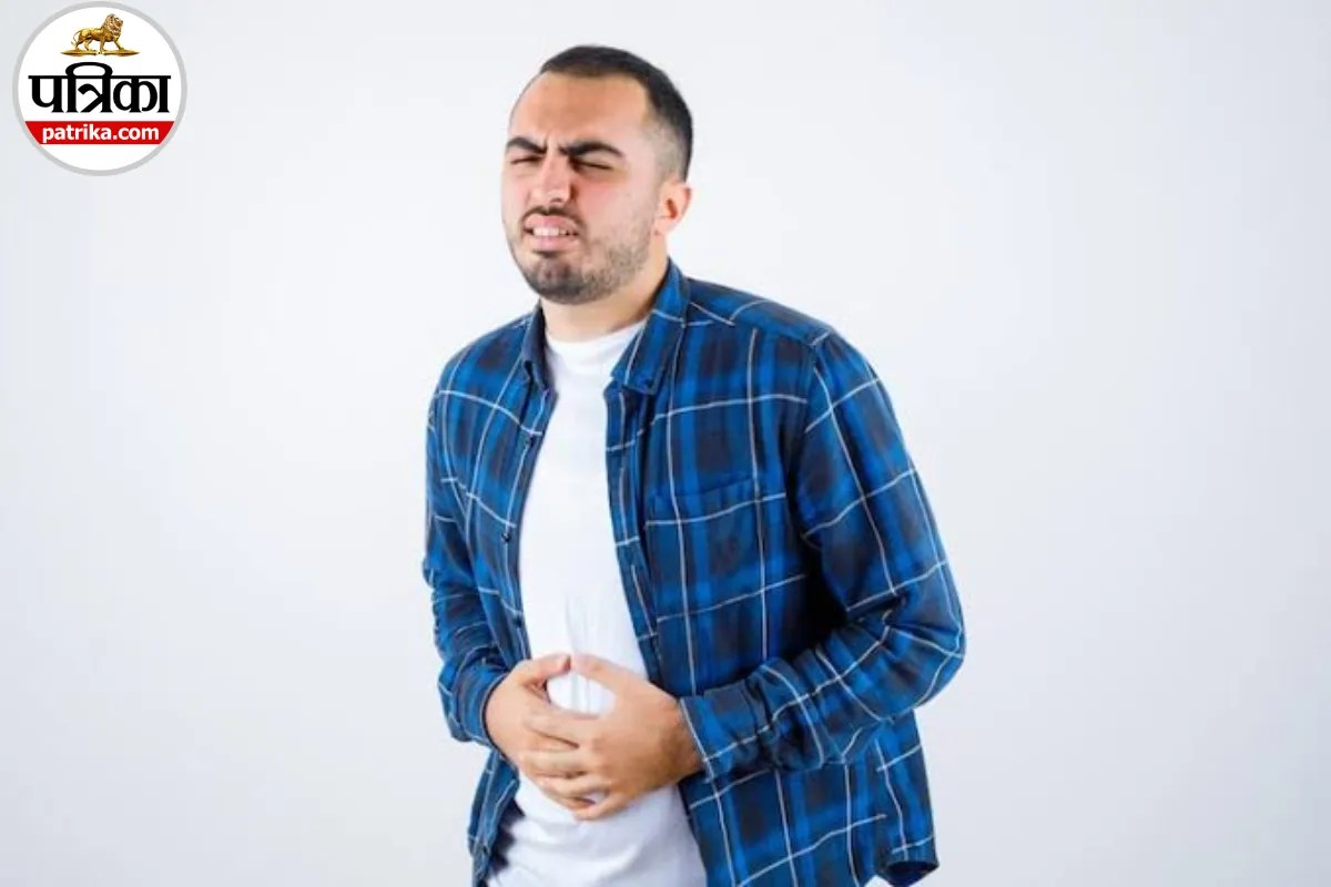 Illustration of human gallbladder pain