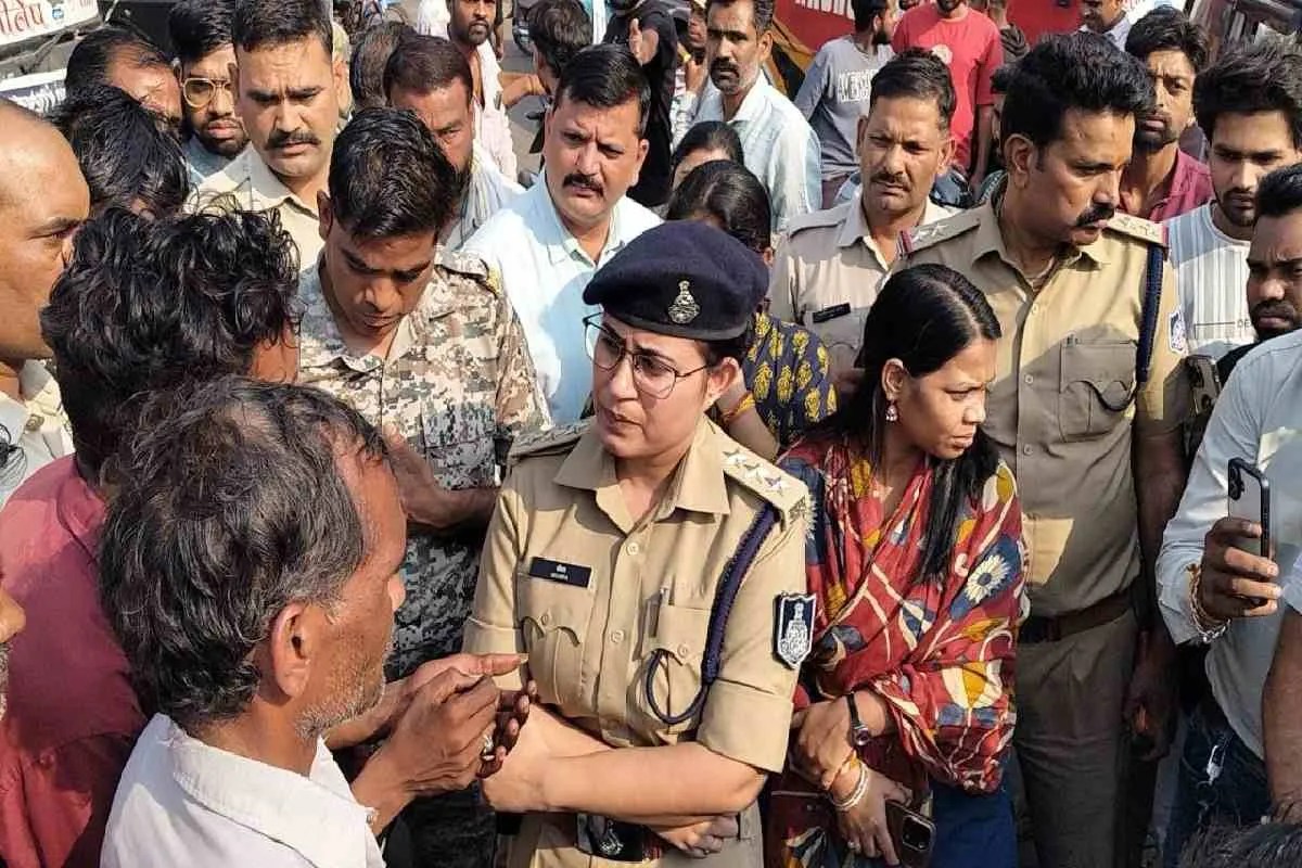 शादी के लिए परेशान कर रहा था संजीव, गुना में परेशान युवती ने दी जान
