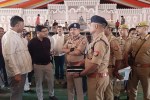 कार्यक्रम स्थल पर डीएम और एसएसपी, फोटो सोर्स- सूचना विभाग