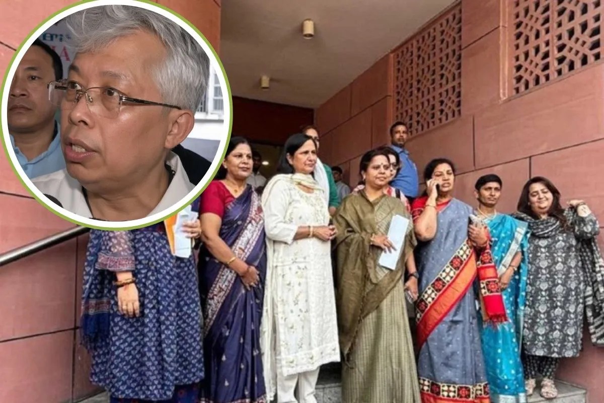 JNU की 11 छात्राओं से जुड़े मामले में बढ़ी कांग्रेस सांसद की मुश्किलें, राष्ट्रपति भवन के बाद अब महिला आयोग पहुंचेगी BJP महिला मोर्चा
