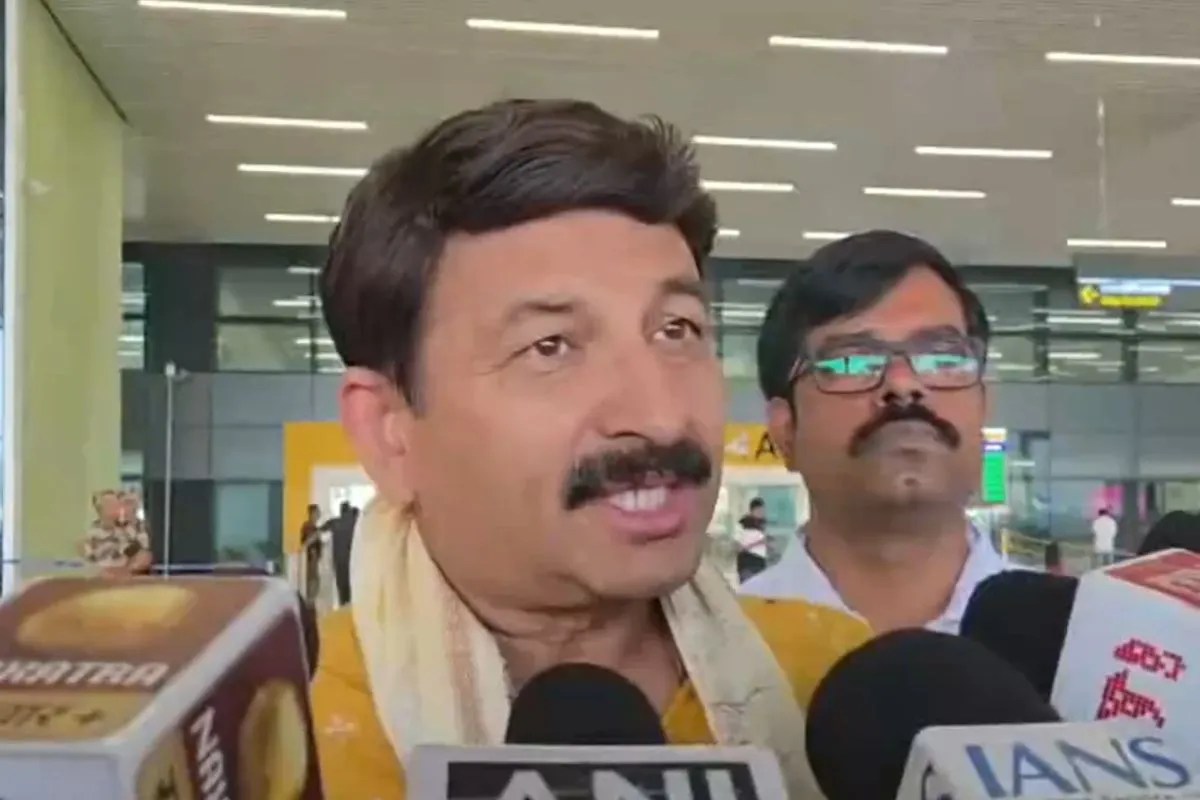 मल्लिकार्जुन खड़गे के बयान पर भड़के भाजपा नेता, मनोज तिवारी बोले- PM के दिवंगत पिता का अपमान बर्दाश्त नहीं