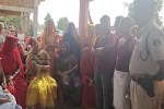 Minister Laxmi Rajwade reprimanded police