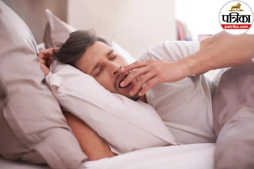 Person sleeping with open mouth experiencing mouth breathing health risks