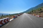 सड़कों का निर्माण, प्रतिकात्मक फोटो (Photo Source- magnific)