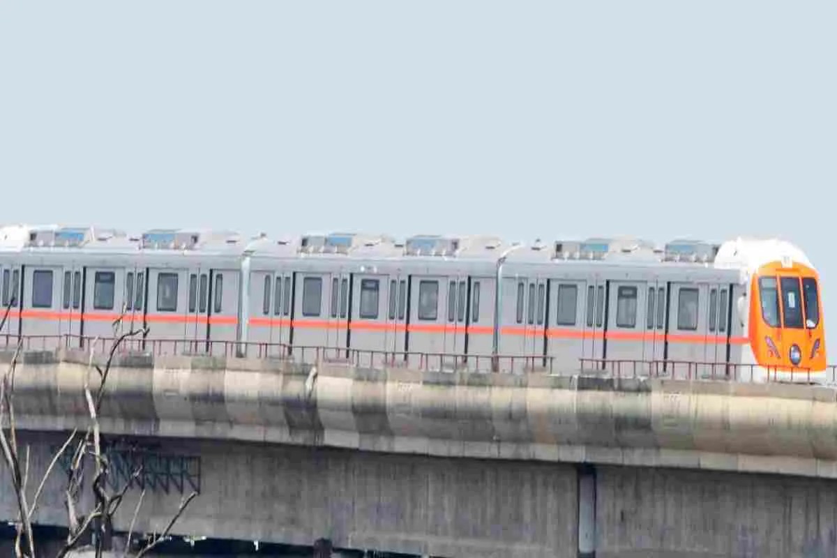 मेट्रो ट्रेन (Photo Source - Patrika)