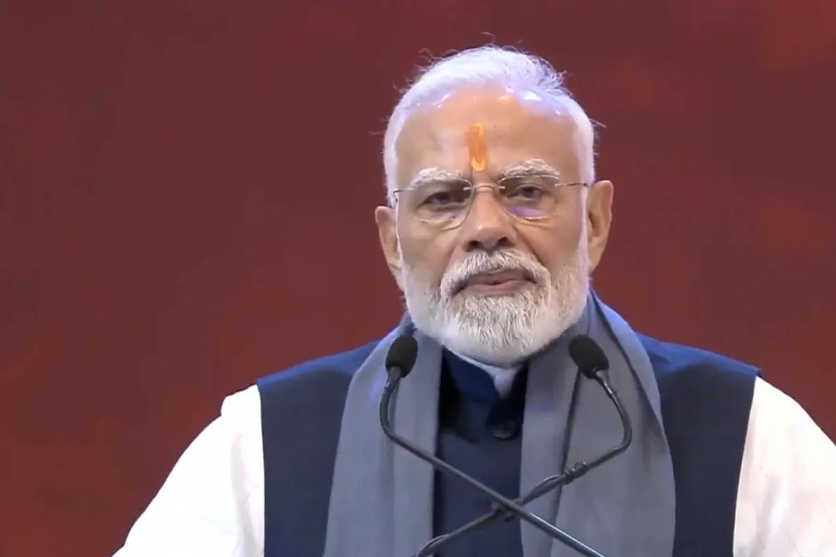 PM मोदी को याद आए स्वामी चिन्मयानंद, बोले- 33 साल पीछे चला गया, गुजरात CM बनने से पहले हुई थी मुलाकात