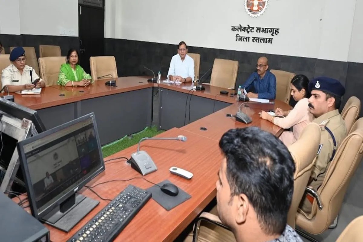 रतलाम में नकली शराब, नशीले पदार्थों पर कार्रवाई करें, सख्त निर्देश
