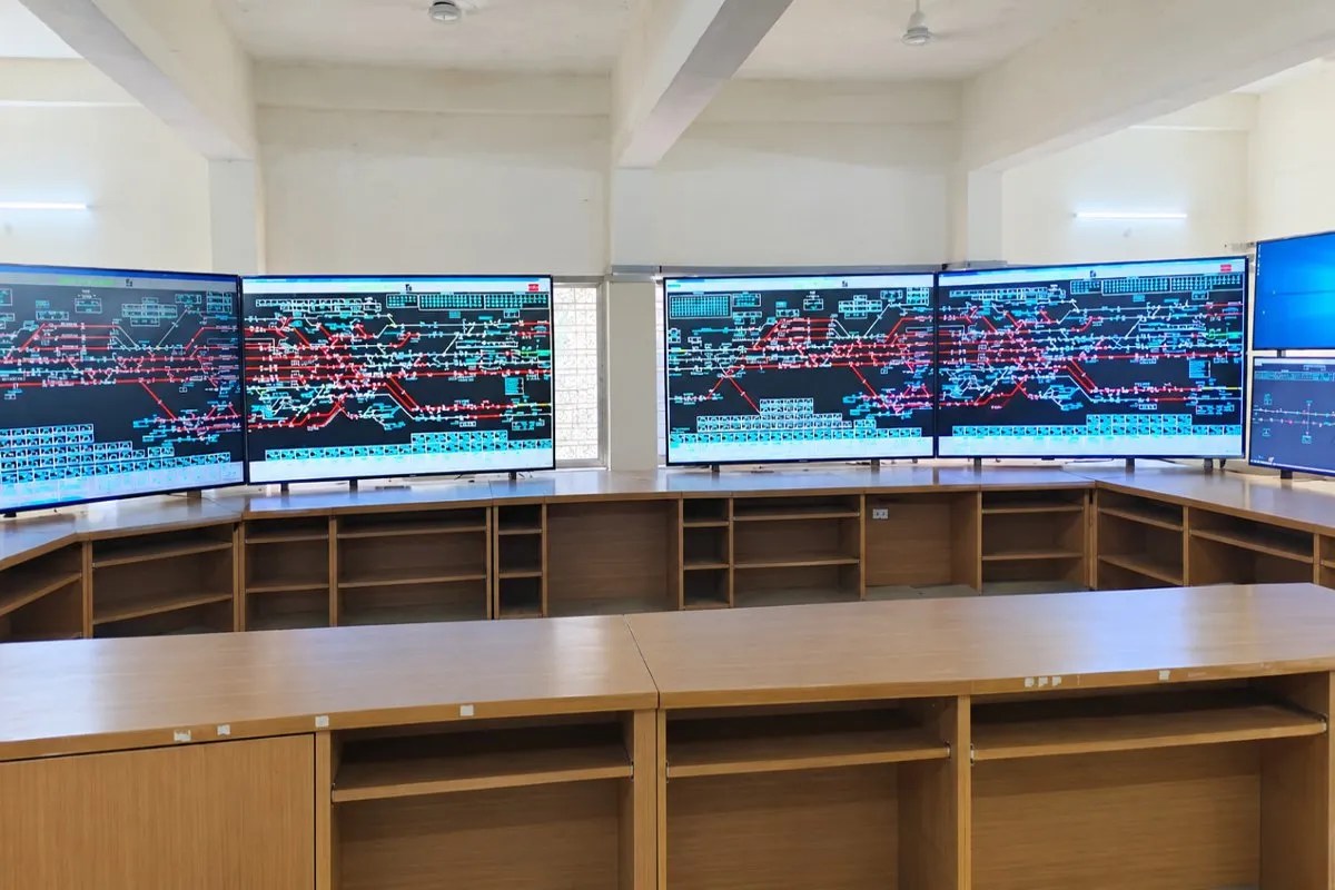 Electronic interlocking system commissioned at the junction