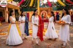 White Theme Navratri Photos, Navratri Photoshoot Ideas