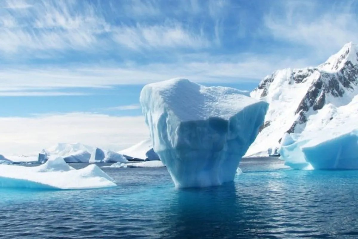 Glacier News
