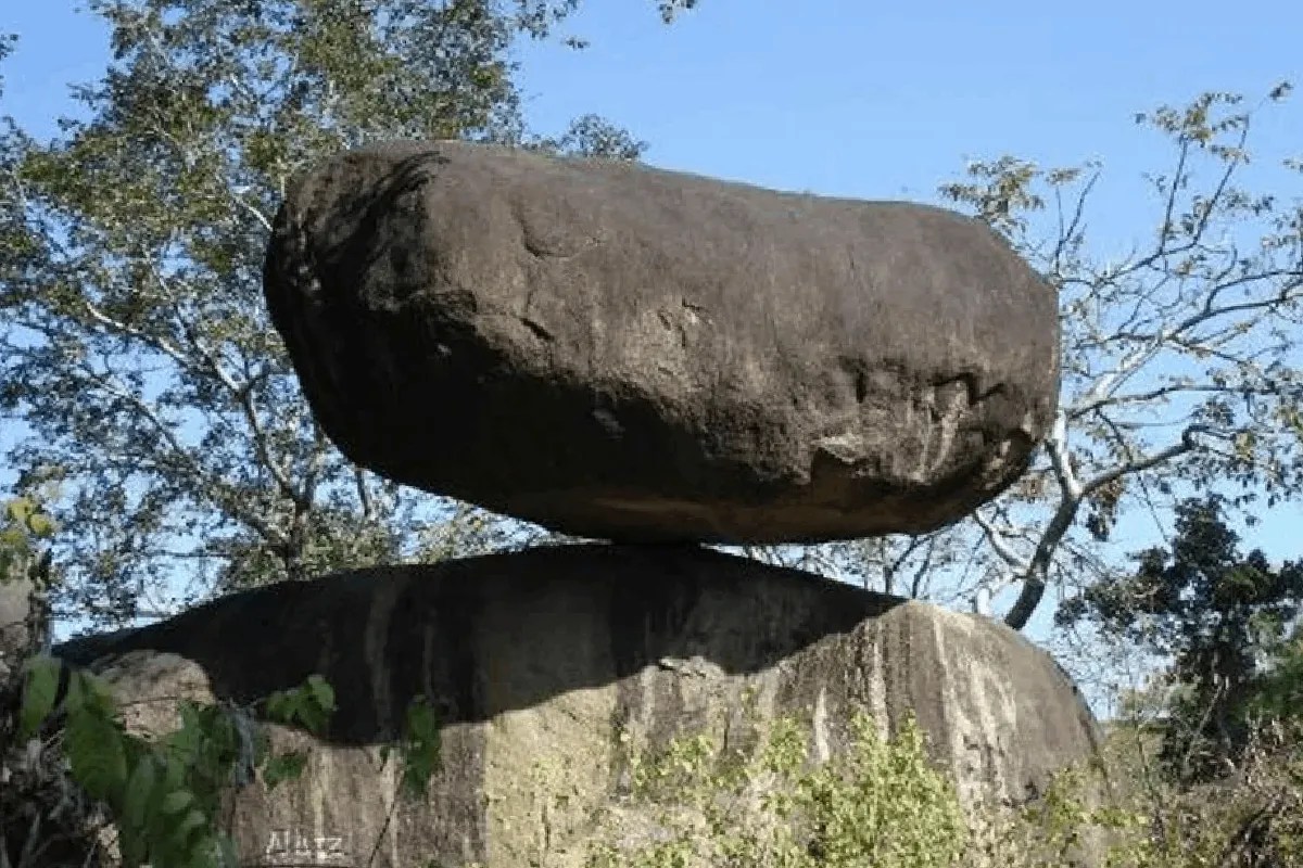 jabalpur balancing rock tourism heritage conservation
