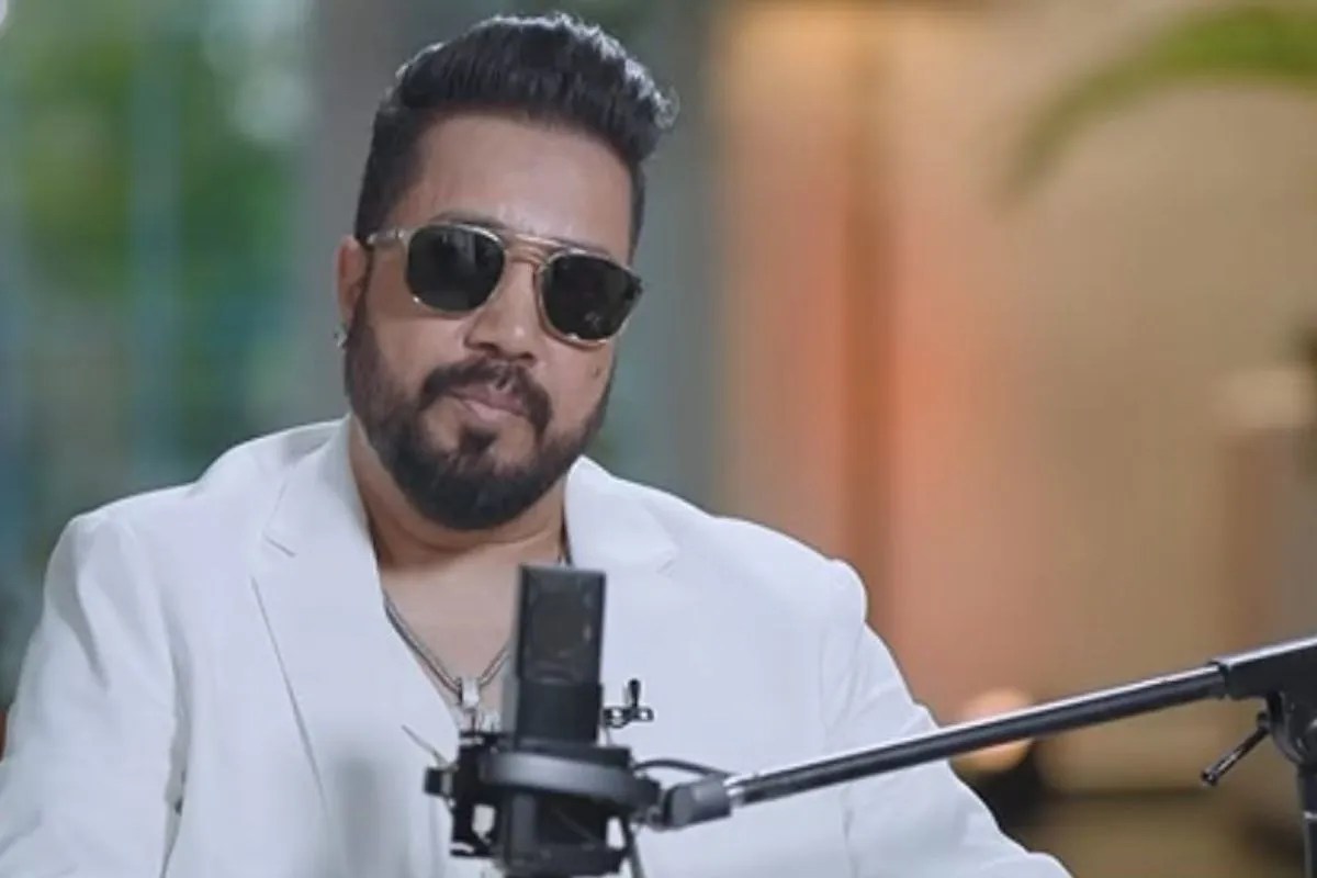 Mika Singh compare Pakistani Muslim and dubai muslim and bollywood thinking