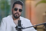 Mika Singh compare Pakistani Muslim and dubai muslim and bollywood thinking