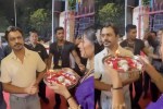 Nawazuddin Siddiqui uncomfortable during aarti in event netizens said he is muslim actor