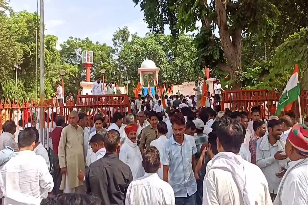 alwar congress protest